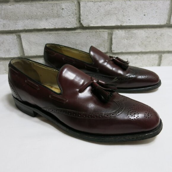 American Gentleman Wingtip Brogue Medallion Shoes